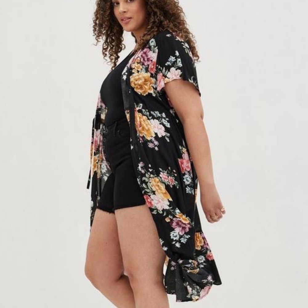 Torrid Tie Waist Kimono - Crepe Floral Black
